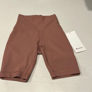 NWT wunder train HR biker shorts